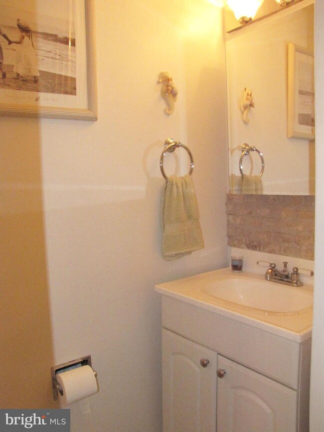 5034 Round Tower Place, Columbia, MD 21044 - photo 3