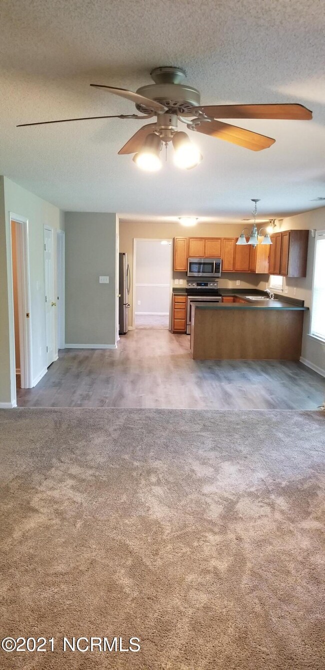 108 Peachtree Dr, Jacksonville, NC 28546 - photo 5