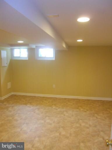 3804 Sinclair Ln, Baltimore, MD 21213 - photo 2