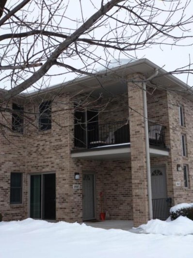 982 Elm Dr, Crown Point, IN 46307 - photo 2