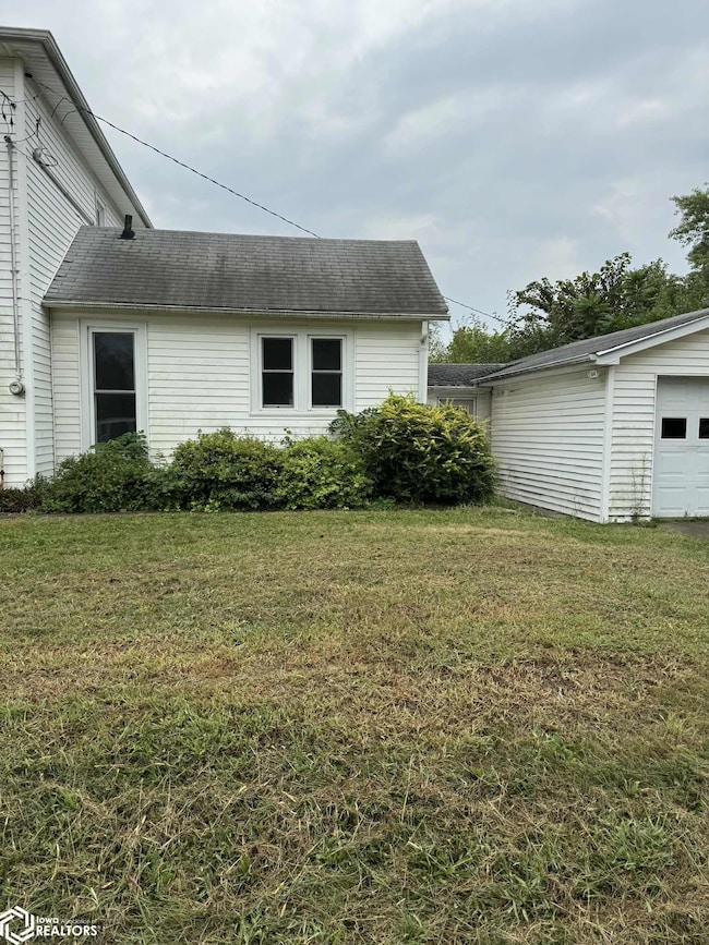 502 S West St, Bloomfield, IA 52537 - photo 3