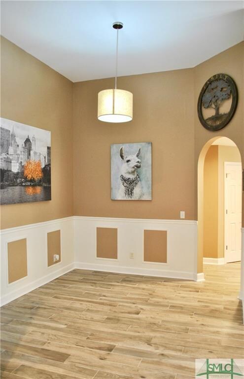 Dining room, just off the kitchen and next to the 