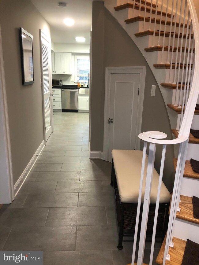 5928 Kingsford Rd unit 361, Springfield, VA 22152 - photo 4