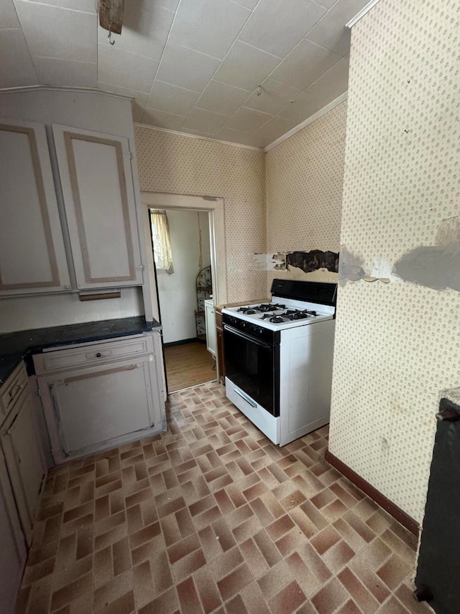 511 Cedar St, Alpena, MI 49707 - photo 6