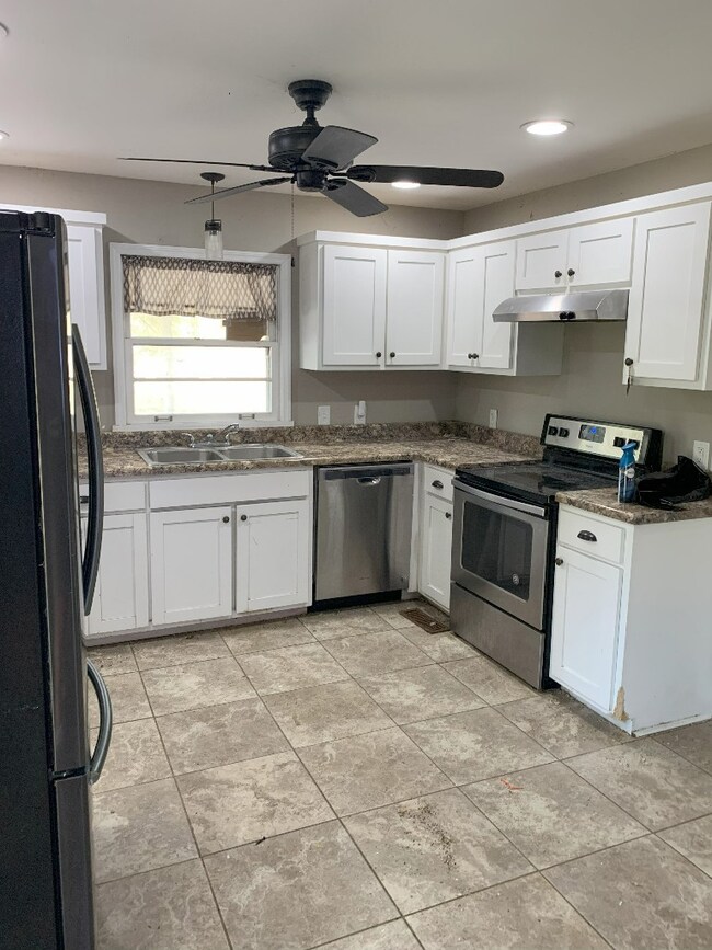 181 Flat Creek School Rd, Shelbyville, TN 37160 - photo 5