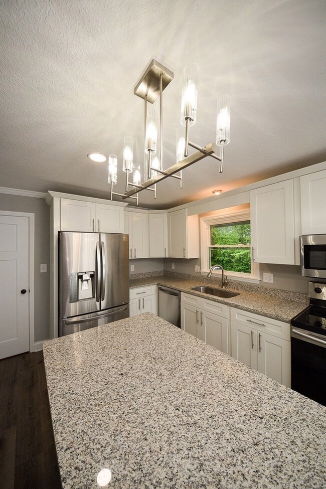 2240 Edgewater Dr NW, Cleveland, TN 37311 - photo 4