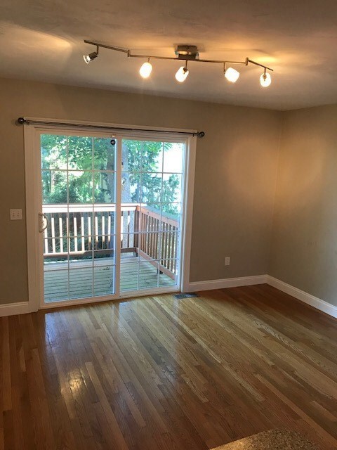 116 Grand View St, Providence, RI 02906 - photo 7