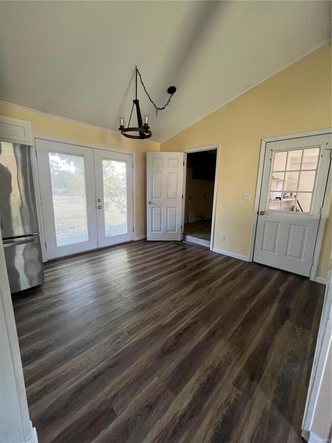 533 S Catalpa St, Dexter, MO 63841 - photo 3