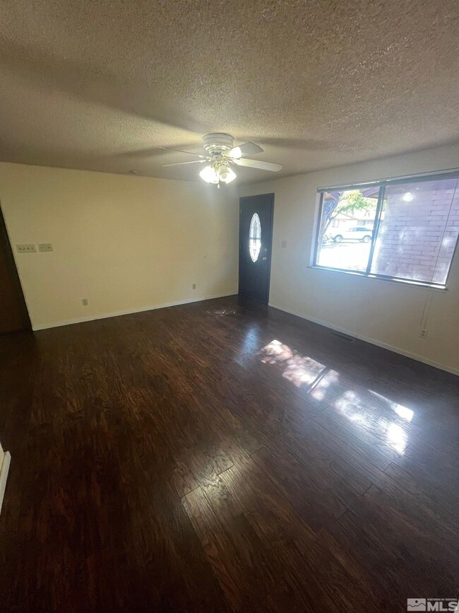 1140 H St, Sparks, NV 89431 - photo 7