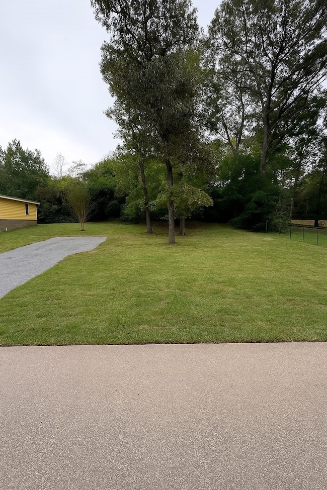 601 Faulkner Ave, Coldspring, TX 77331 - photo 2