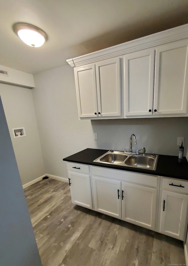 402 Huntington St, New Haven, CT 06511 - photo 2