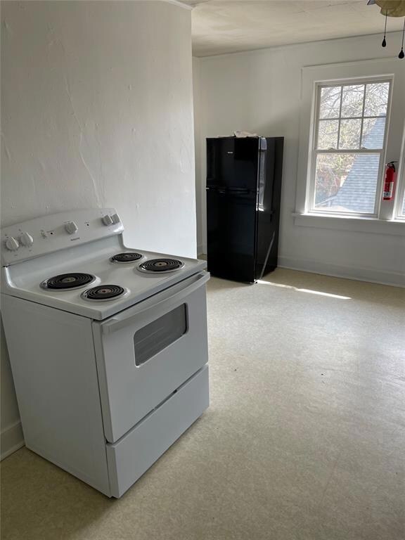 128 W Ridgewood St, Shawnee, OK 74801 - photo 4