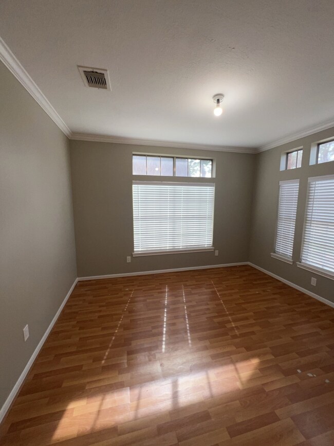 8522 Plum Lake Dr, Houston, TX 77095 - photo 3