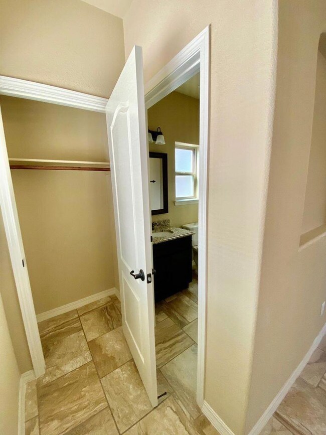 14729 Boer Trail Ave, El Paso, TX 79938 - photo 6