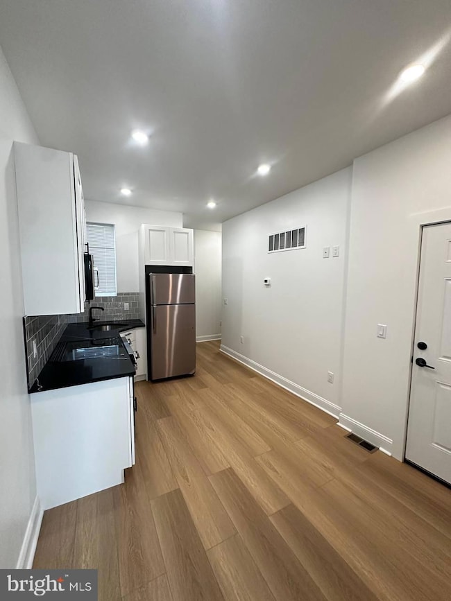 1229 W Somerset St, Philadelphia, PA 19133 - photo 4