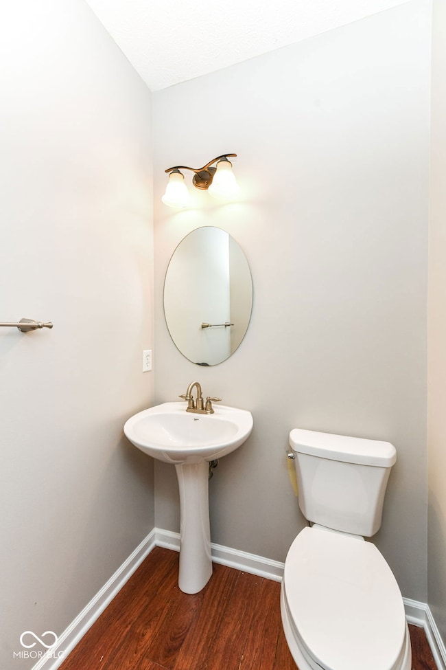 9080 Teaneck Dr, Fishers, IN 46038 - photo 7