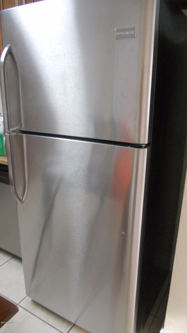 Appliance Frigidare Refrigerator