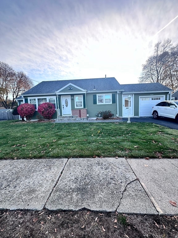 31 Dunstable St, Lawrence, MA 01843 - photo 2