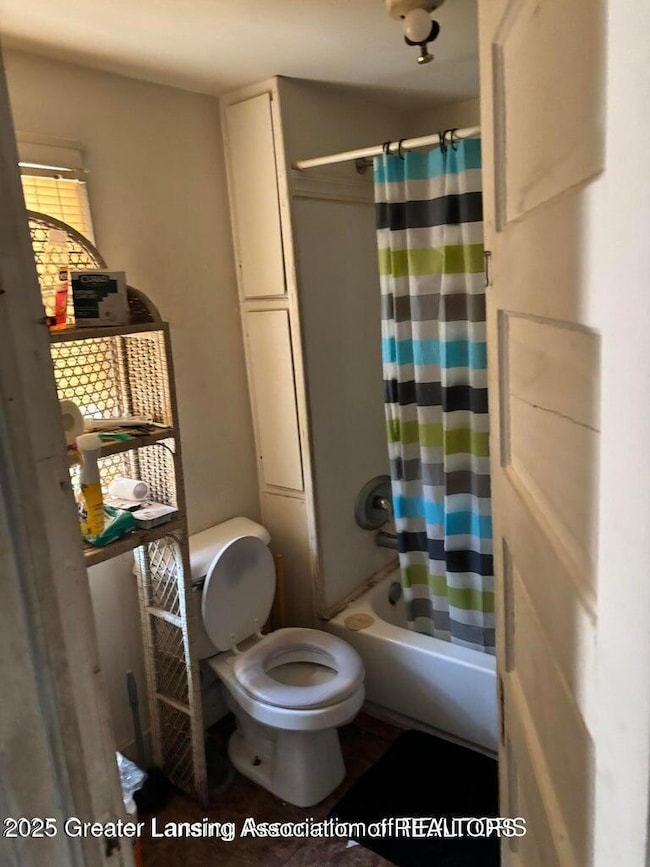 911 E Kalamazoo St, Lansing, MI 48912 - photo 4