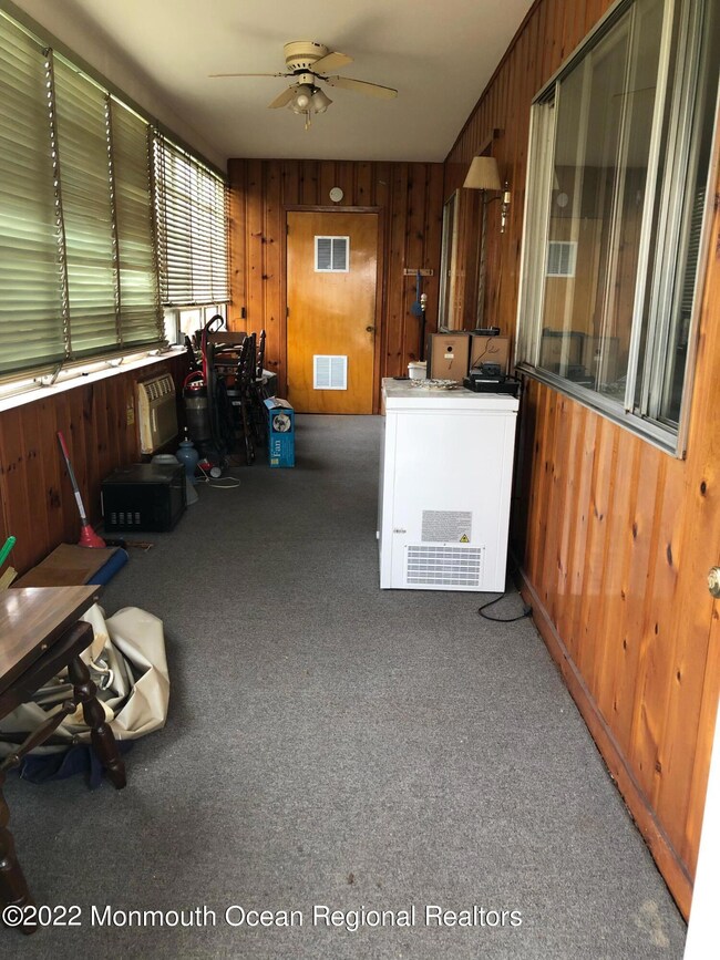 6 chestnut porch
