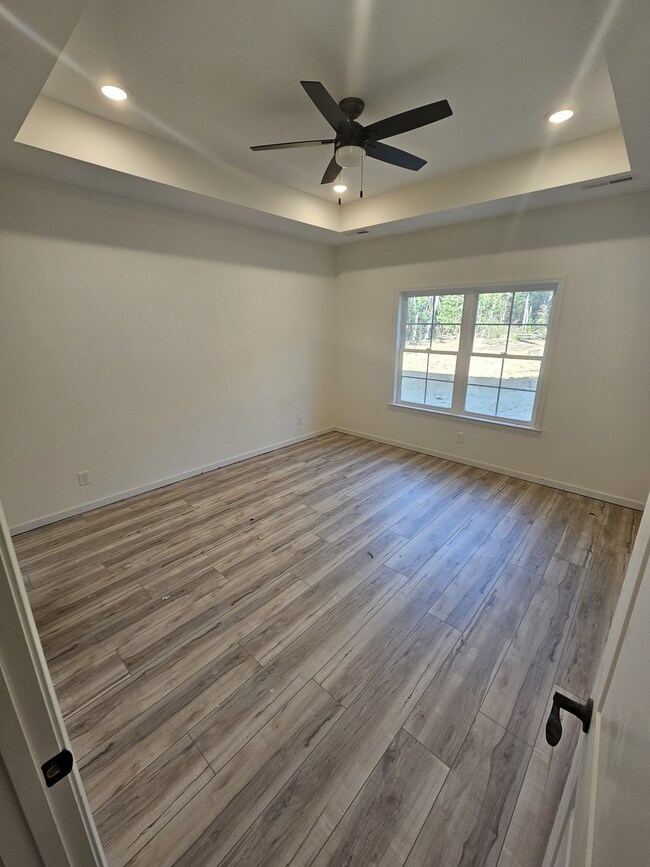 This Master Bedroom Is So Cozy