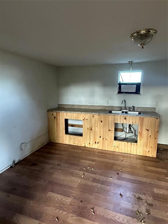 906 Wilde St, Denison, TX 75020 - photo 6