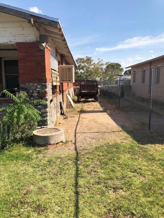 3914 Jackson Ave, El Paso, TX 79930 - photo 3