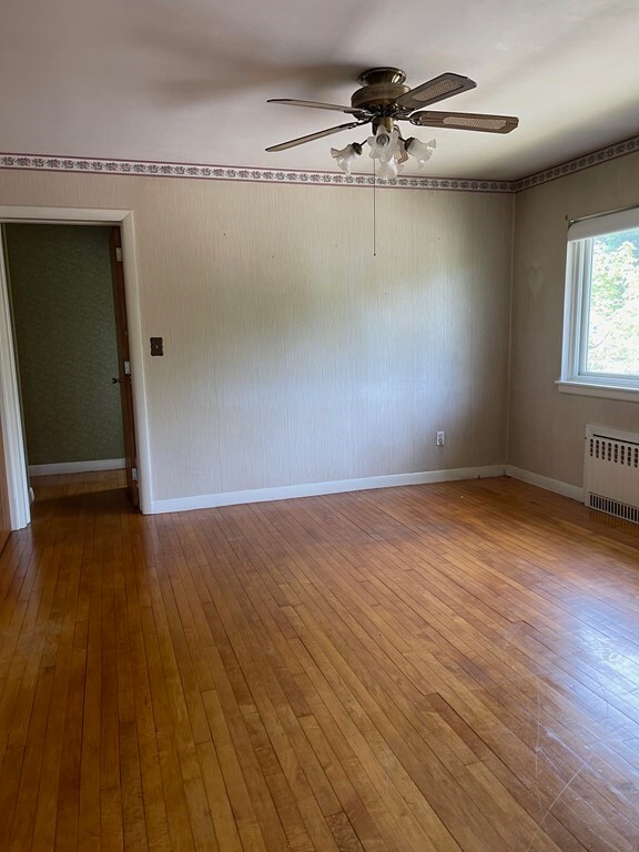 2 Dixon Ave, Worcester, MA 01605 - photo 3