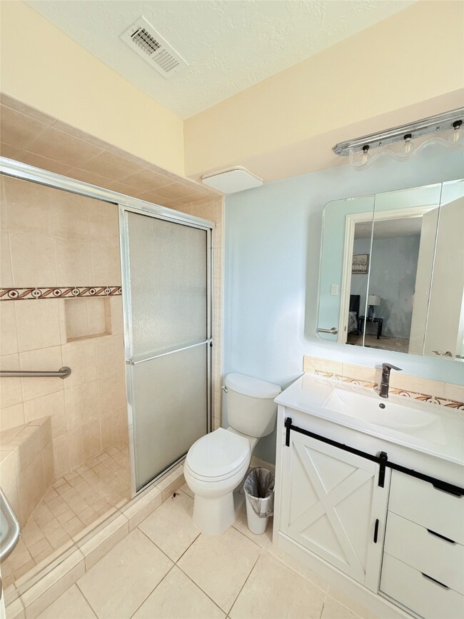 9214 Carvel Ln, Houston, TX 77036 - photo 7