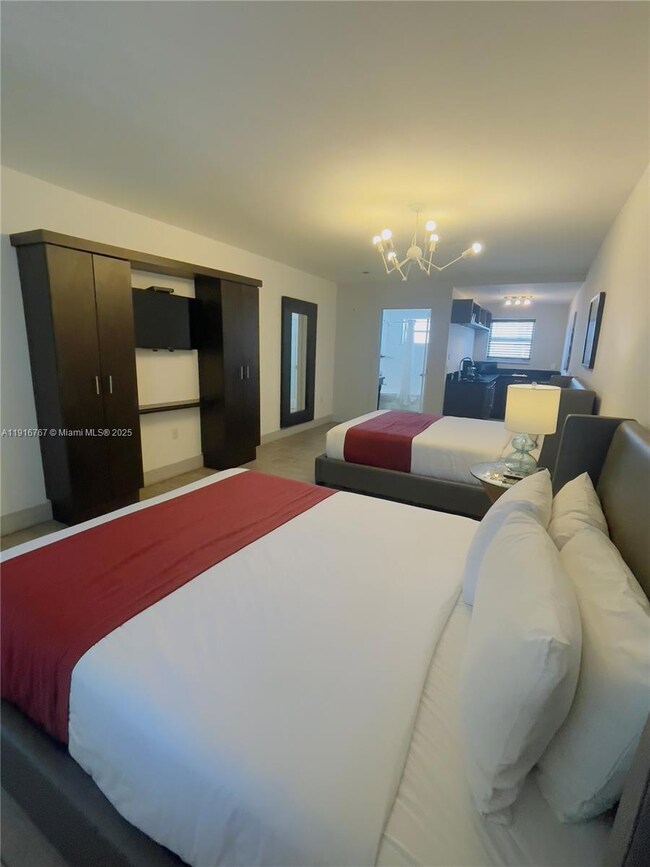 7500 Collins Ave unit 112, Miami Beach, FL 33141 - photo 3