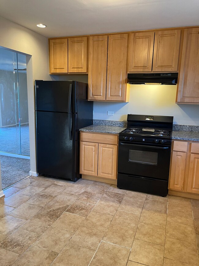 17851 Springfield Ave, Country Club Hills, IL 60478 - photo 5