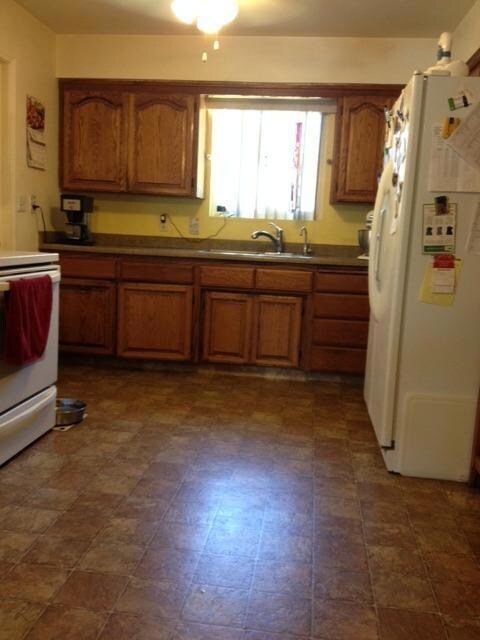 27993 Worth Dr, Porterville, CA 93257 - photo 2