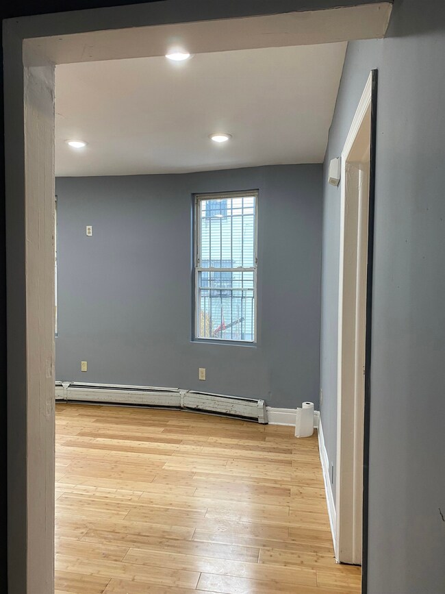 2274 John F. Kennedy Blvd, Jersey City, NJ 07304 - photo 4