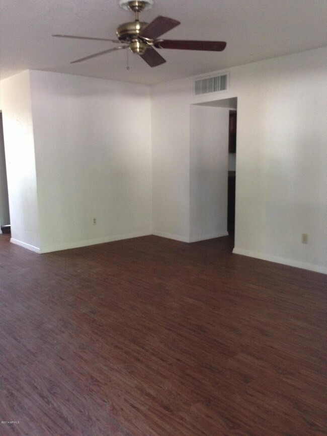 553 S Spencer, Mesa, AZ 85204 - photo 2