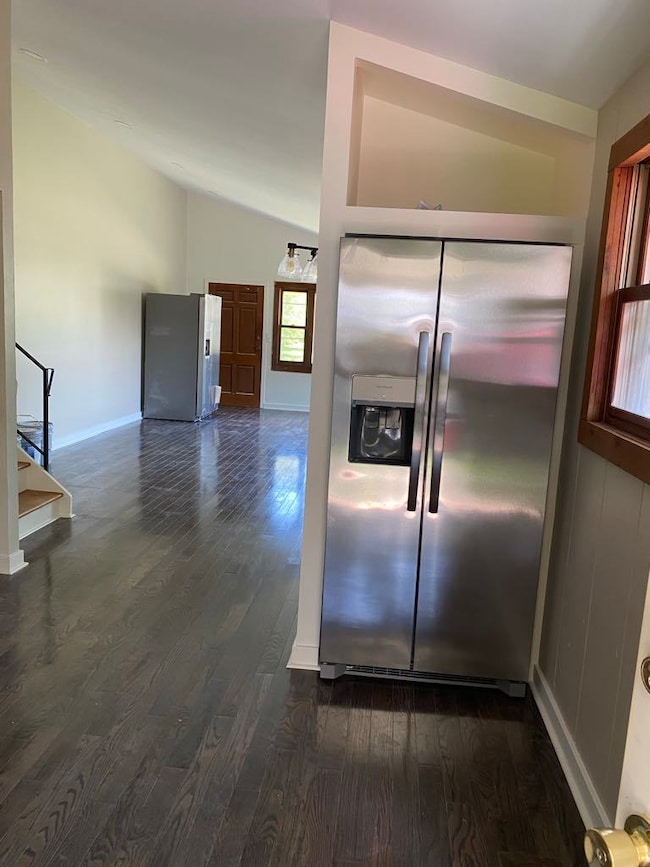 1717 Queens Ct, Carpentersville, IL 60110 - photo 7