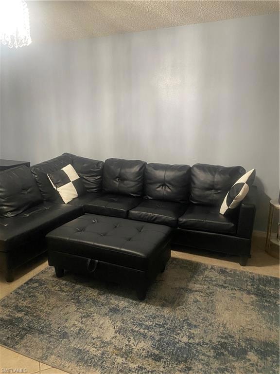 653 Squire Cir unit 101, Naples, FL 34104 - photo 4