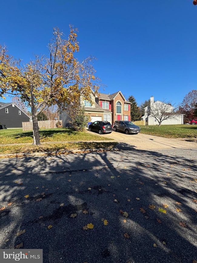 16104 Allenglen Ct, Bowie, MD 20716 - photo 3