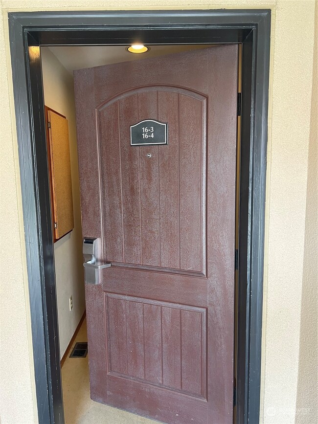 100 Lake Chelan Shores Dr unit 16-3K, Chelan, WA 98816 - photo 2