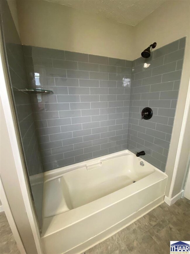 2510 Jefferson St, Terre Haute, IN 47802 - photo 6