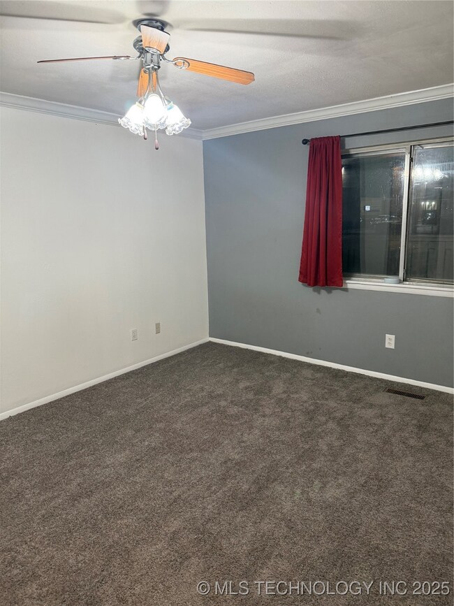 6726 S Lewis Ave unit 1205, Tulsa, OK 74136 - photo 3