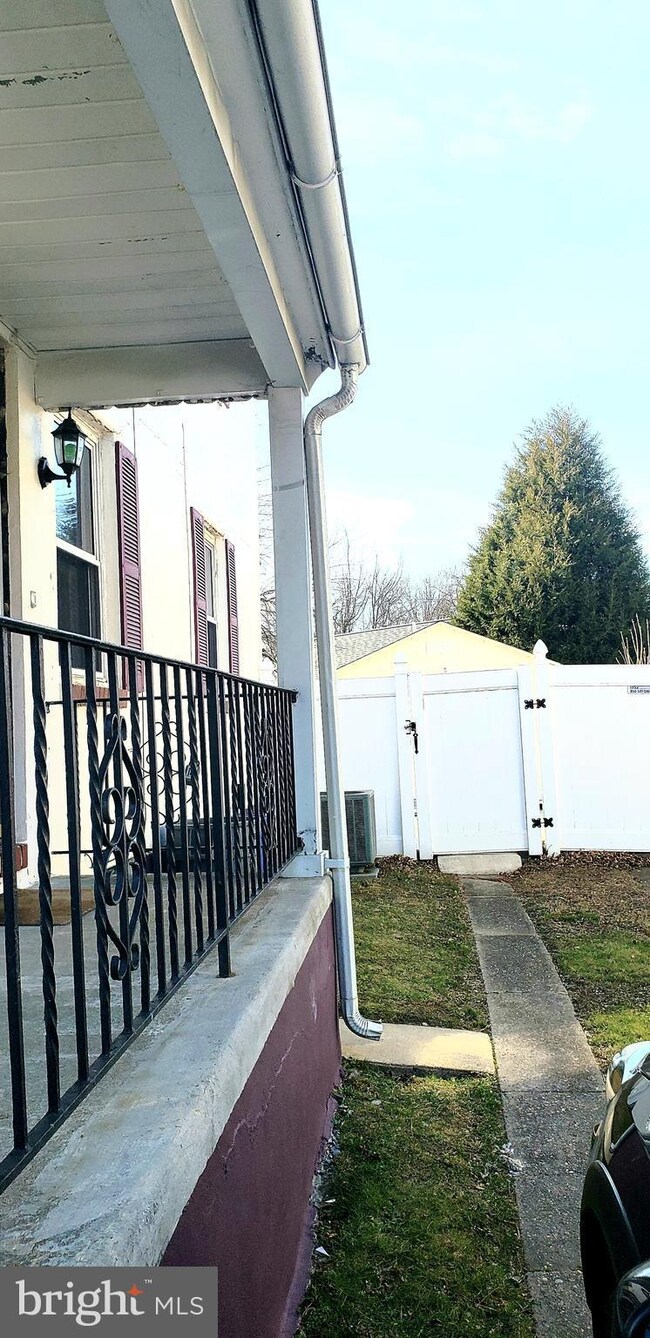 139 Park Ave, Gloucester City, NJ 08030 - photo 3