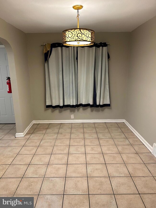 1537 Norris St, Camden, NJ 08104 - photo 5