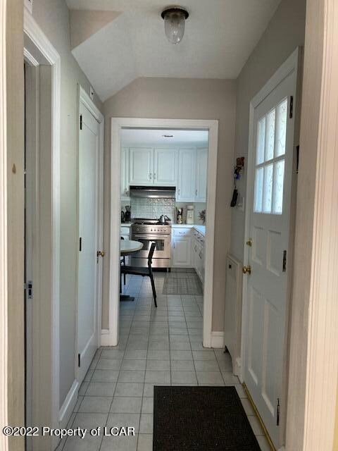 557 Westmoreland Ave, Kingston, PA 18704 - photo 7