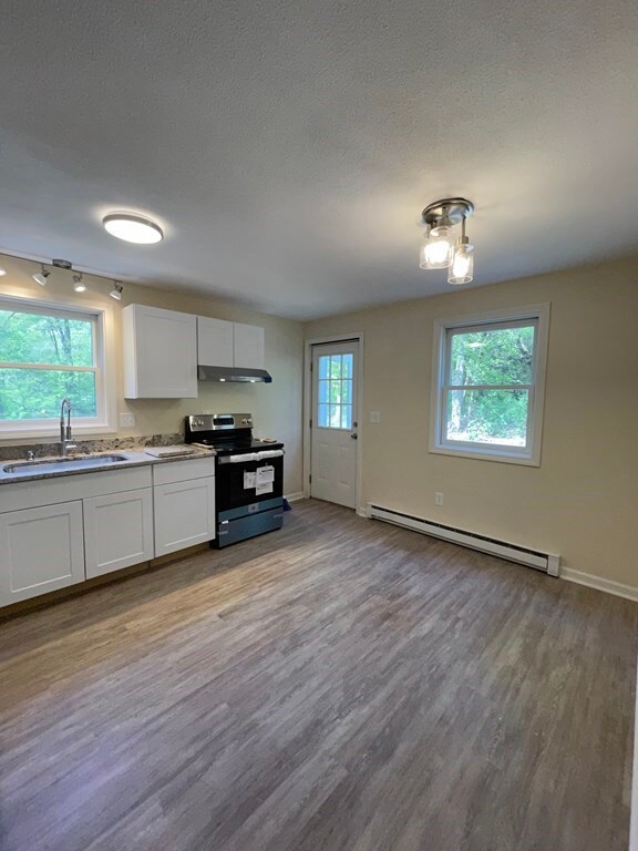 395 Wilbraham St unit A, Palmer, MA 01069 - photo 3