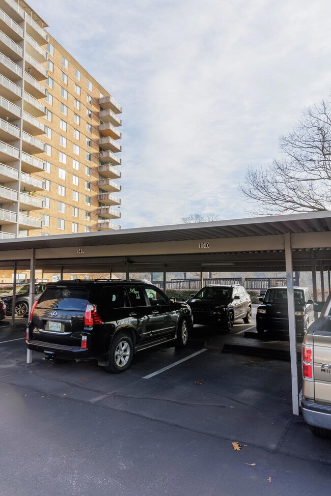 2022-0207-Nevans-PinnacleCondo006