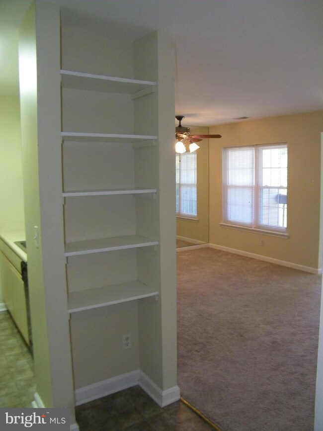 200 Juneberry Way unit 2D, Glen Burnie, MD 21061 - photo 2