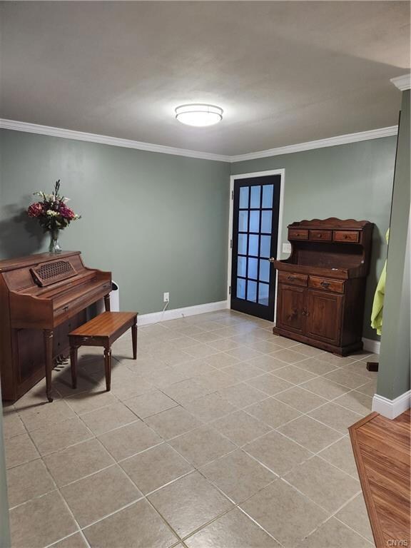1st Floor Apartment or Office  -Entry