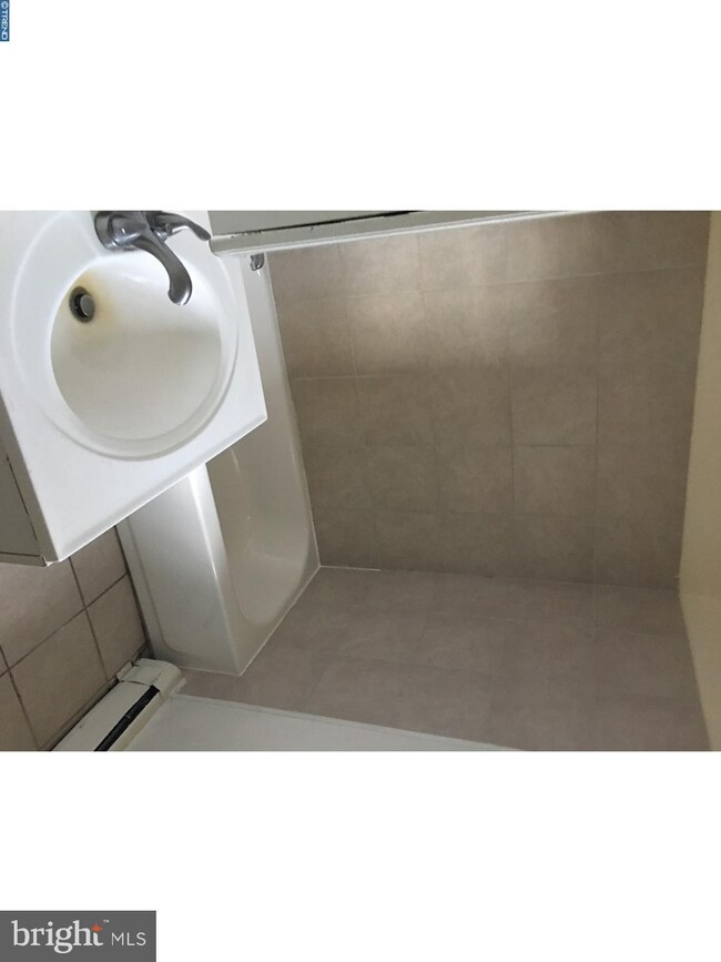 17 W Griffith St, Penns Grove, NJ 08069 - photo 7