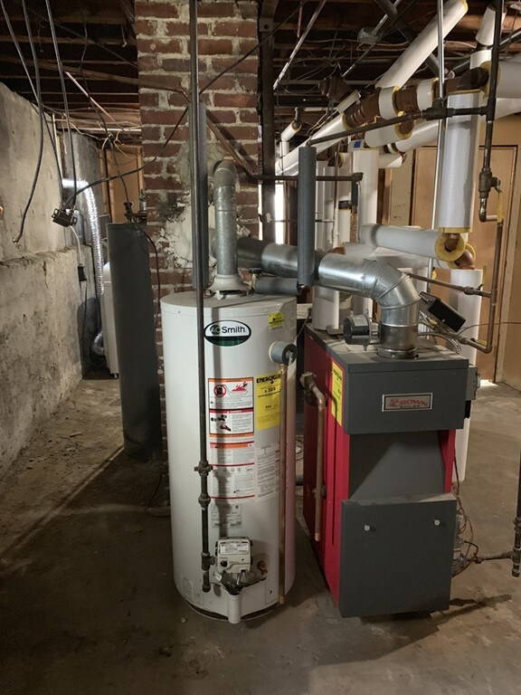 132 June St, Worcester, MA 01602 - photo 6