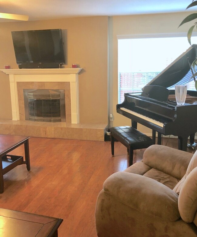 1683 W Sam Houston Pkwy S, Houston, TX 77042 - photo 6